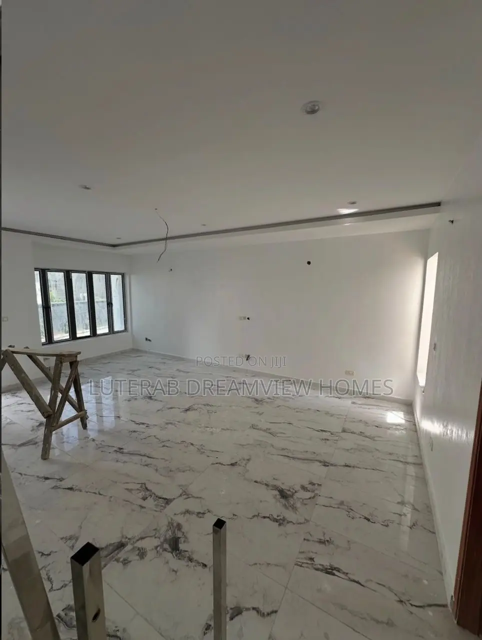 4bdrm Townhouse / Terrace in Jabi for rent
