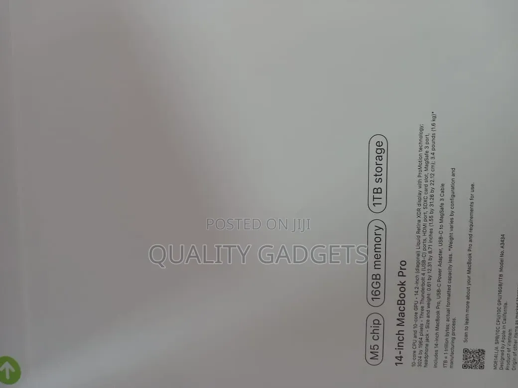 New Laptop Apple MacBook Pro 2025 M5 16GB Apple M5 SSD 1T