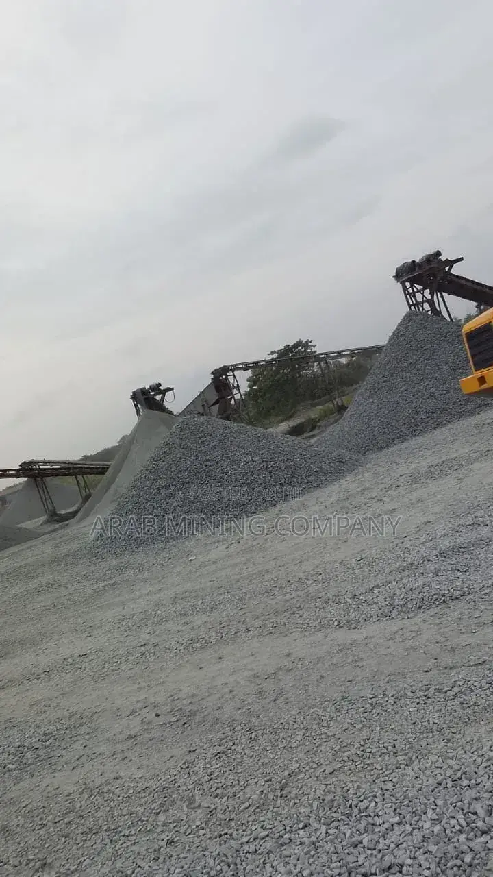 Free Granite and Chipping