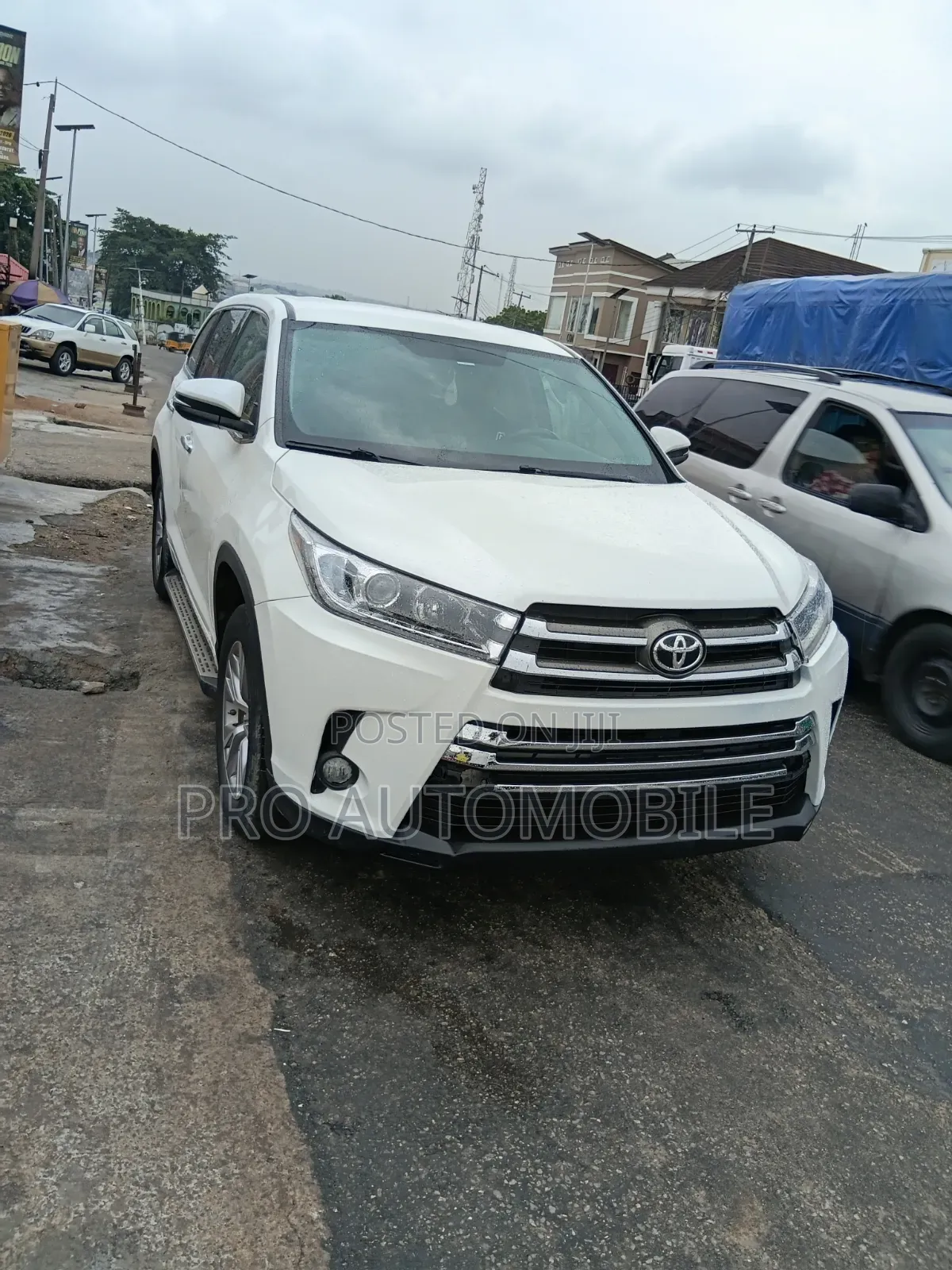 Toyota Highlander LE 4x2 V6 (3.5L 6cyl 8A) 2017 White