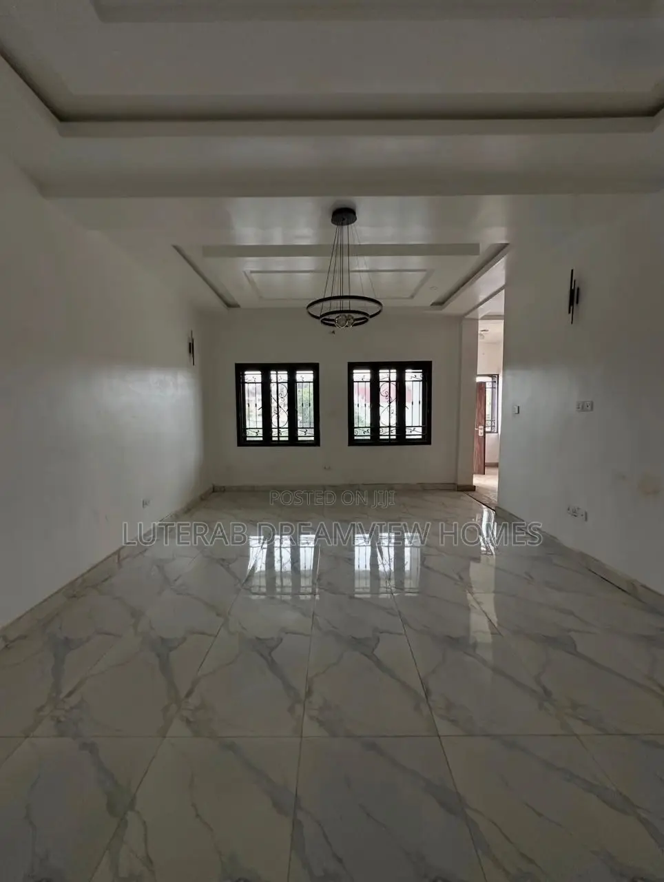 4bdrm Townhouse / Terrace in Apo Legislative for rent