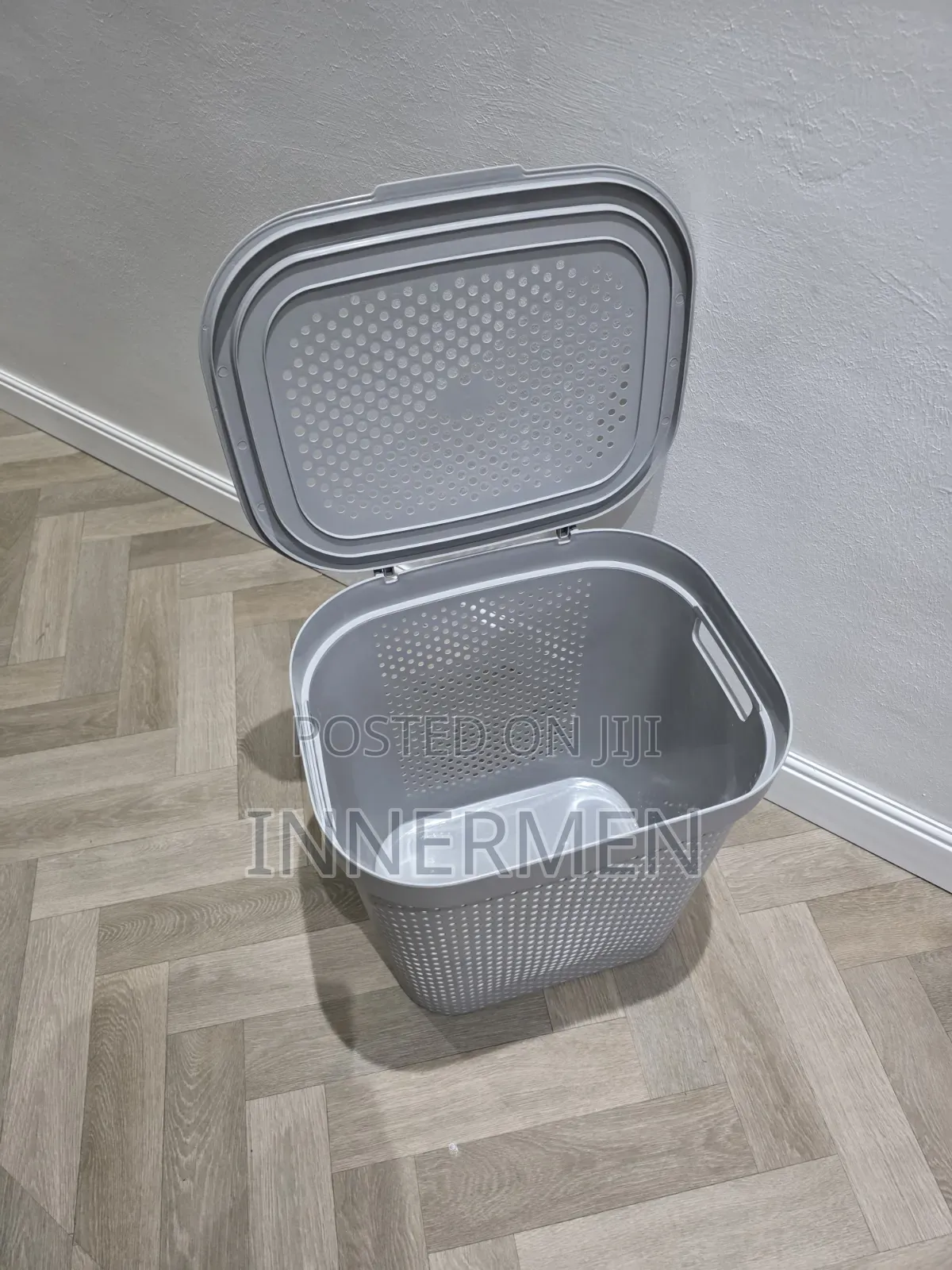 Premium Ventilated Bedroom Laundry Basket With Lid – 18” Tall