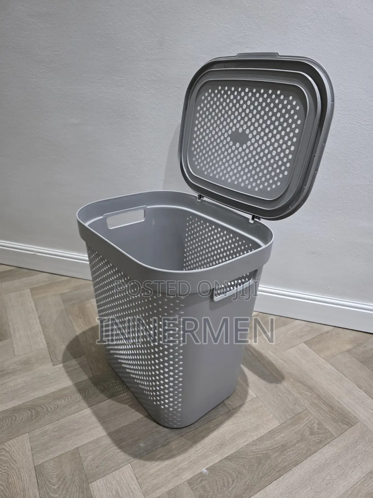 Premium Ventilated Bedroom Laundry Basket With Lid – 18” Tall