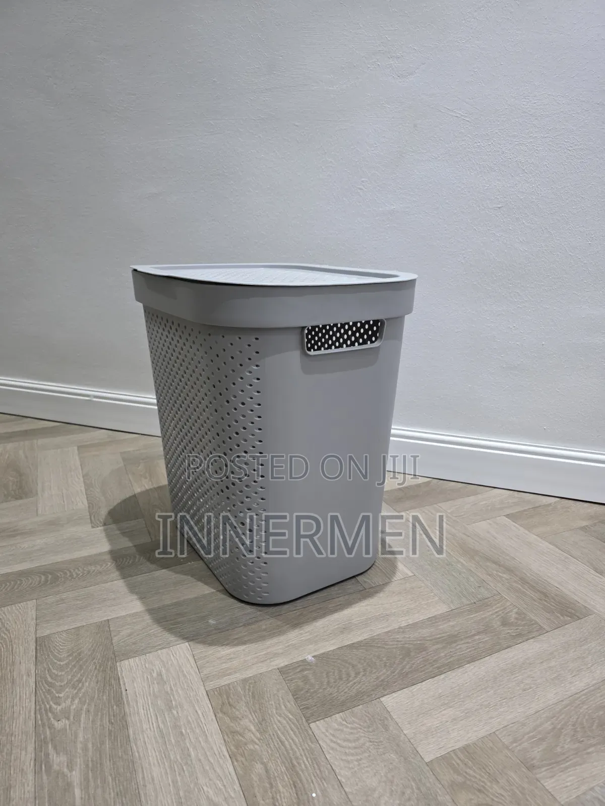 Premium Ventilated Bedroom Laundry Basket With Lid – 18” Tall