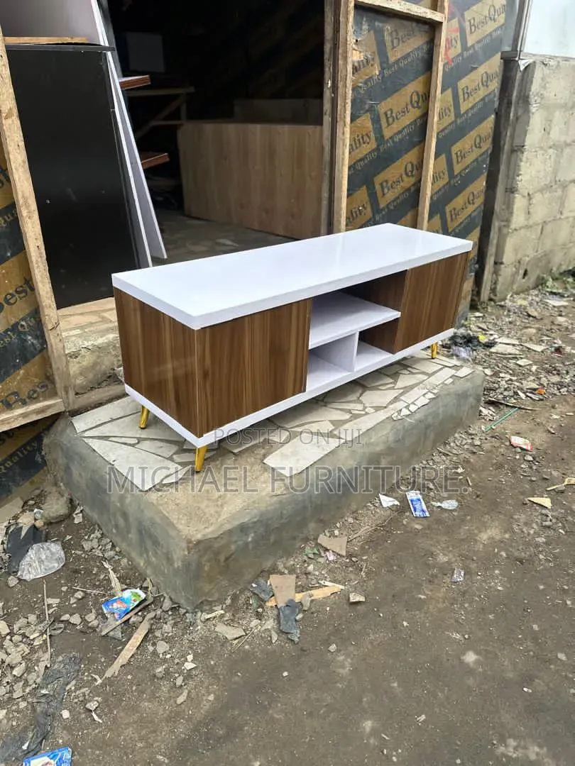 Sharply Created Four(4)Ft Tv Stand