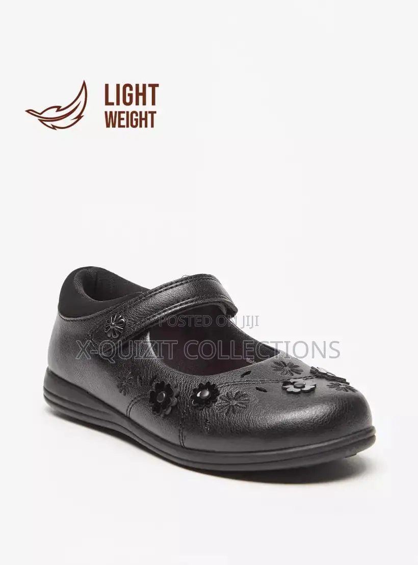 Juniors Floral Applique Mary Jane Shoes (35)
