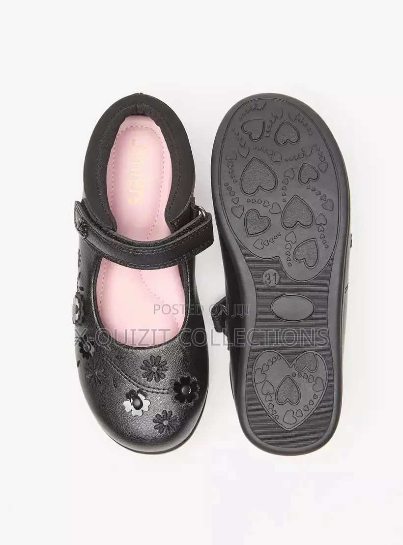 Juniors Floral Applique Mary Jane Shoes (35)