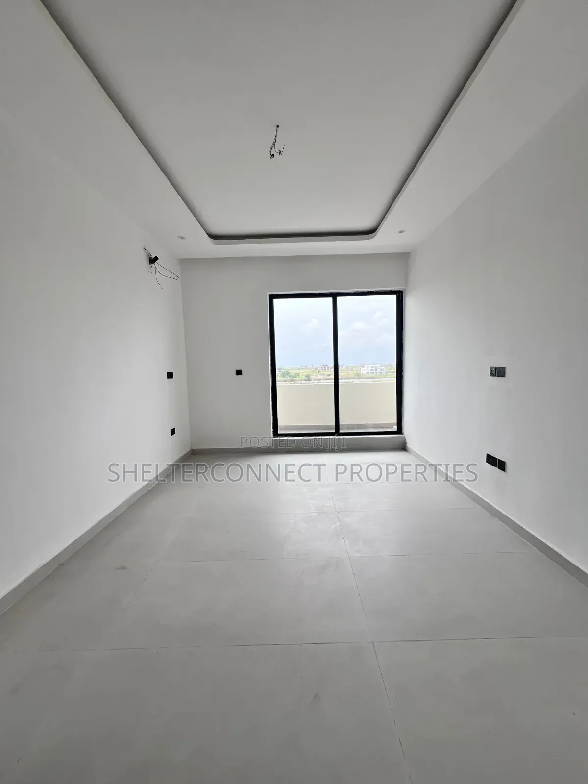 2bdrm Apartment in Lekki Phase 1 for rent