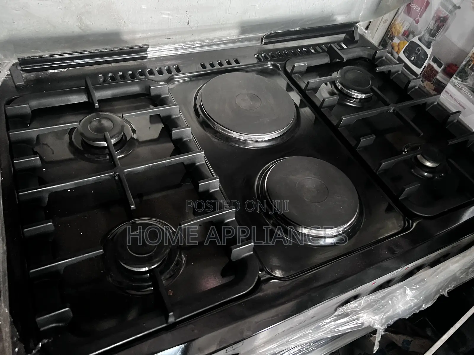 Maxi 4 Burner Gas Cooker With 2 Electric and Large Oven With Warranty