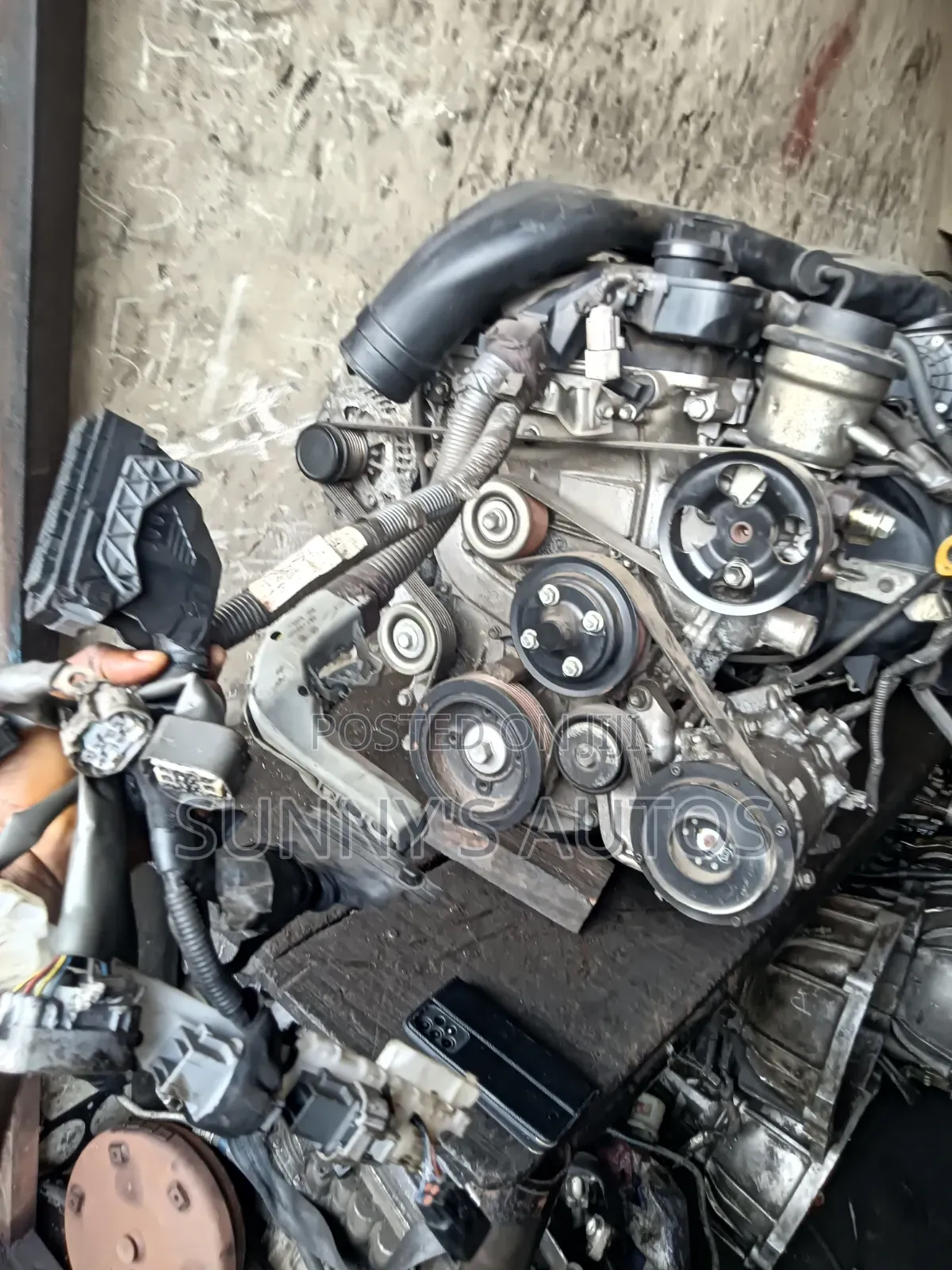 Toyota Hiace Bus 2017 Engine.