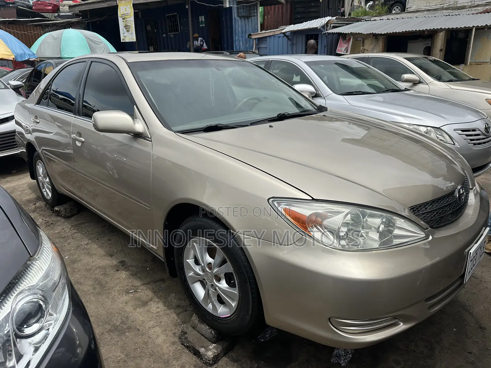 Toyota Camry LE 4dr Sedan (2.4L 4cyl 5A) 2006 Gold