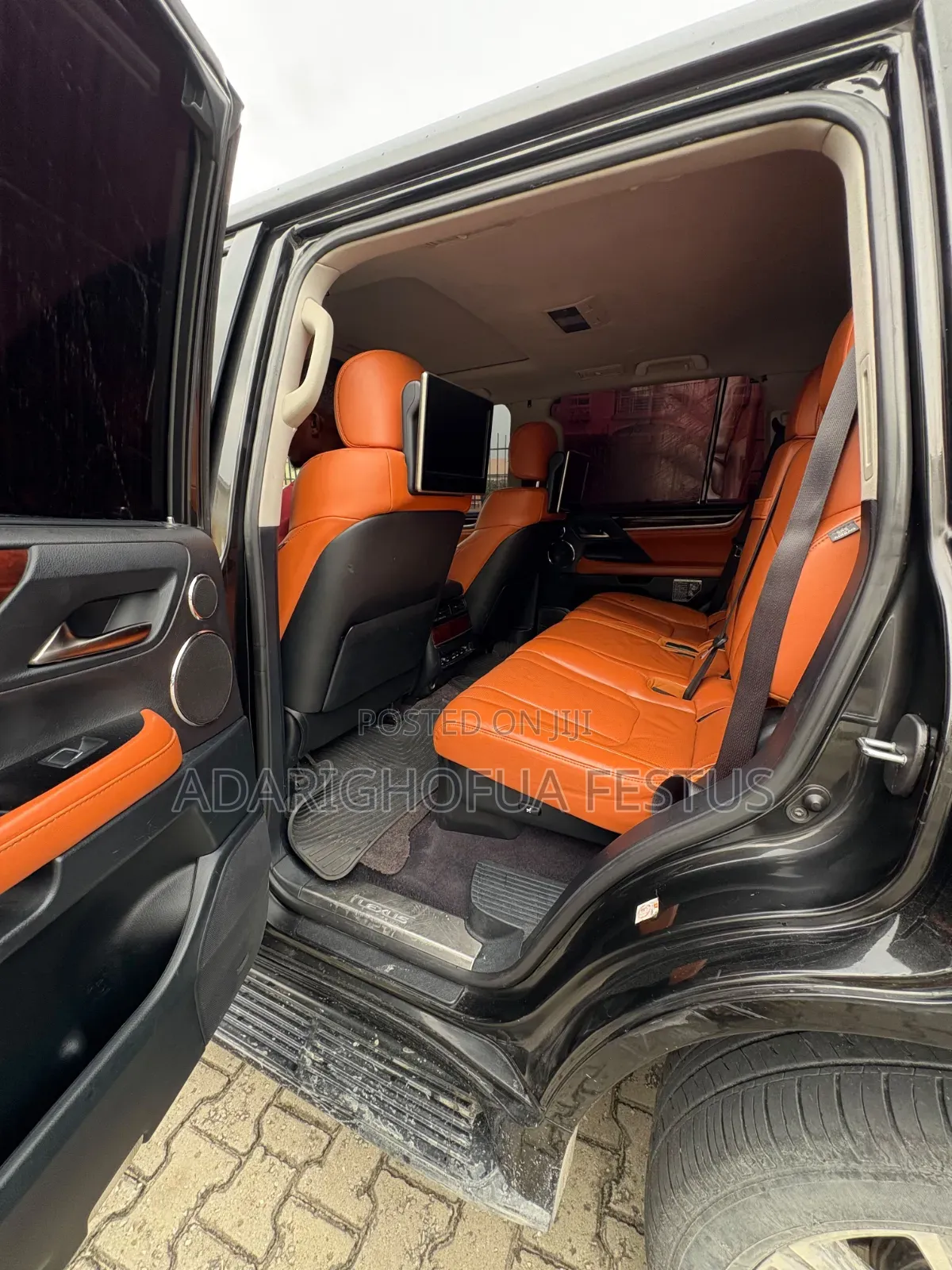 Lexus LX 2018 Black