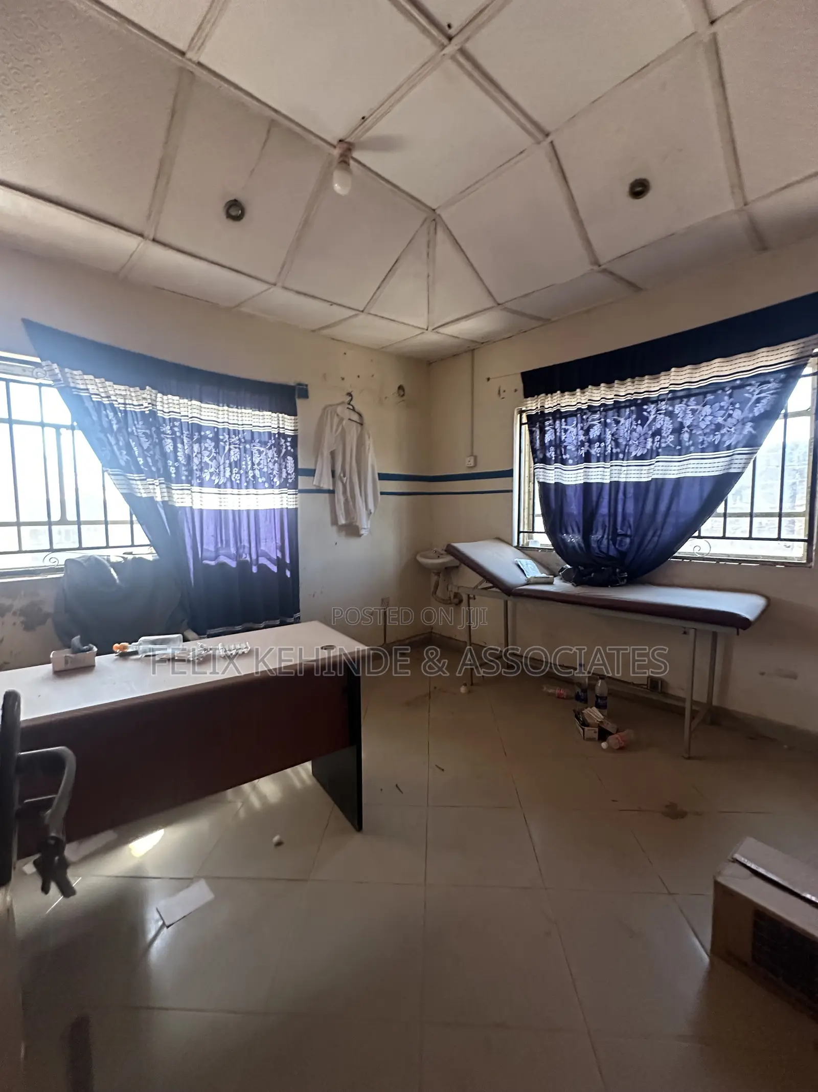 7bdrm Bungalow in Christ Life School , for sale