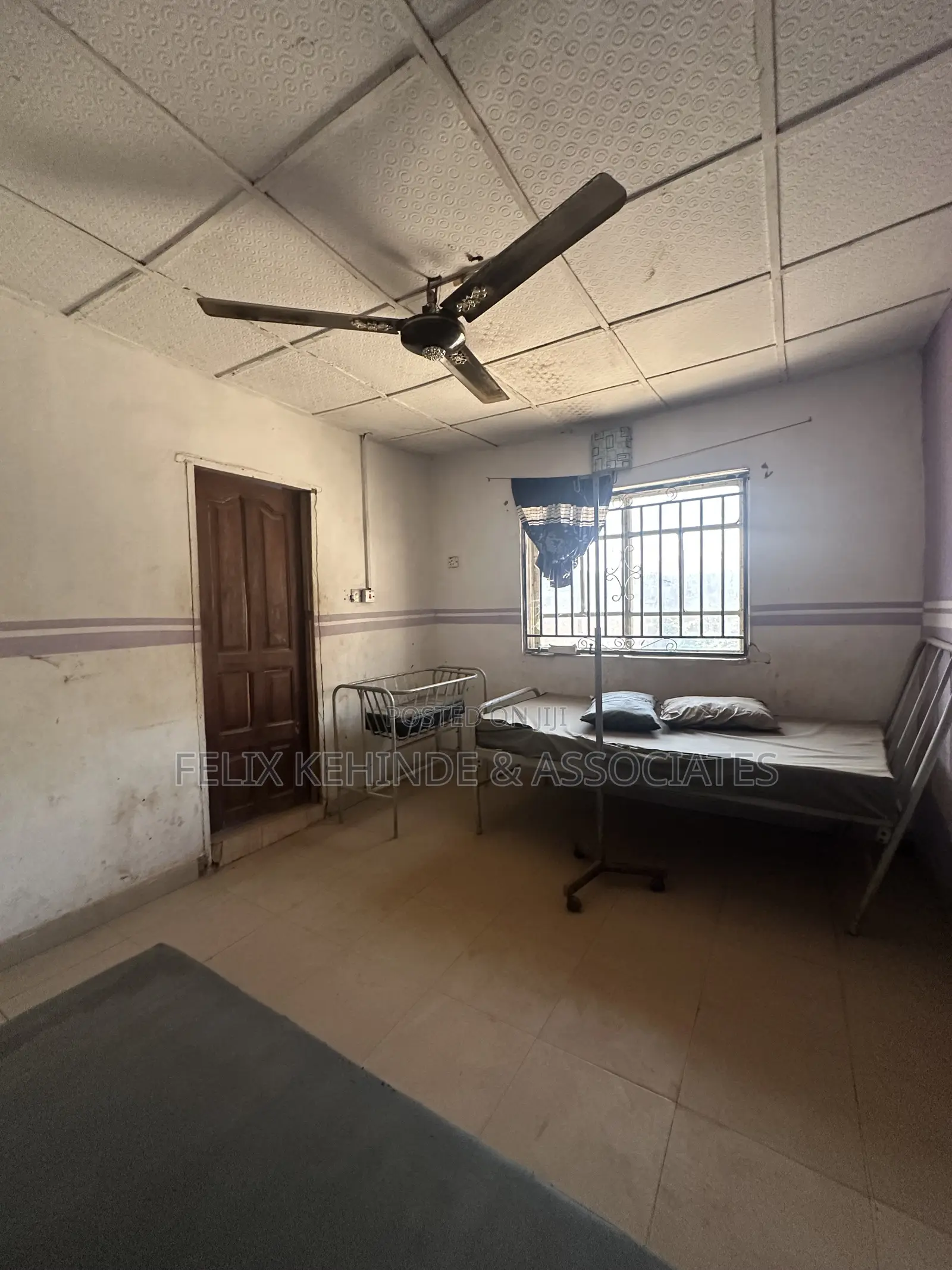 7bdrm Bungalow in Christ Life School , for sale