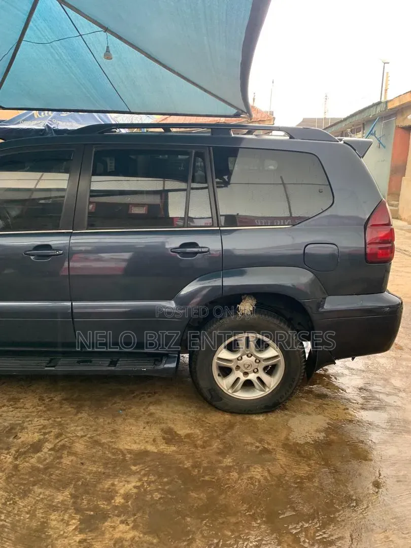 Lexus GX 470 2004 Blue