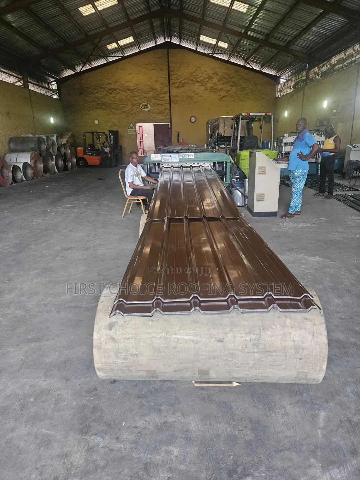 Oven Baked Pure Aluminium Roofing Sheets Long Sparn Design