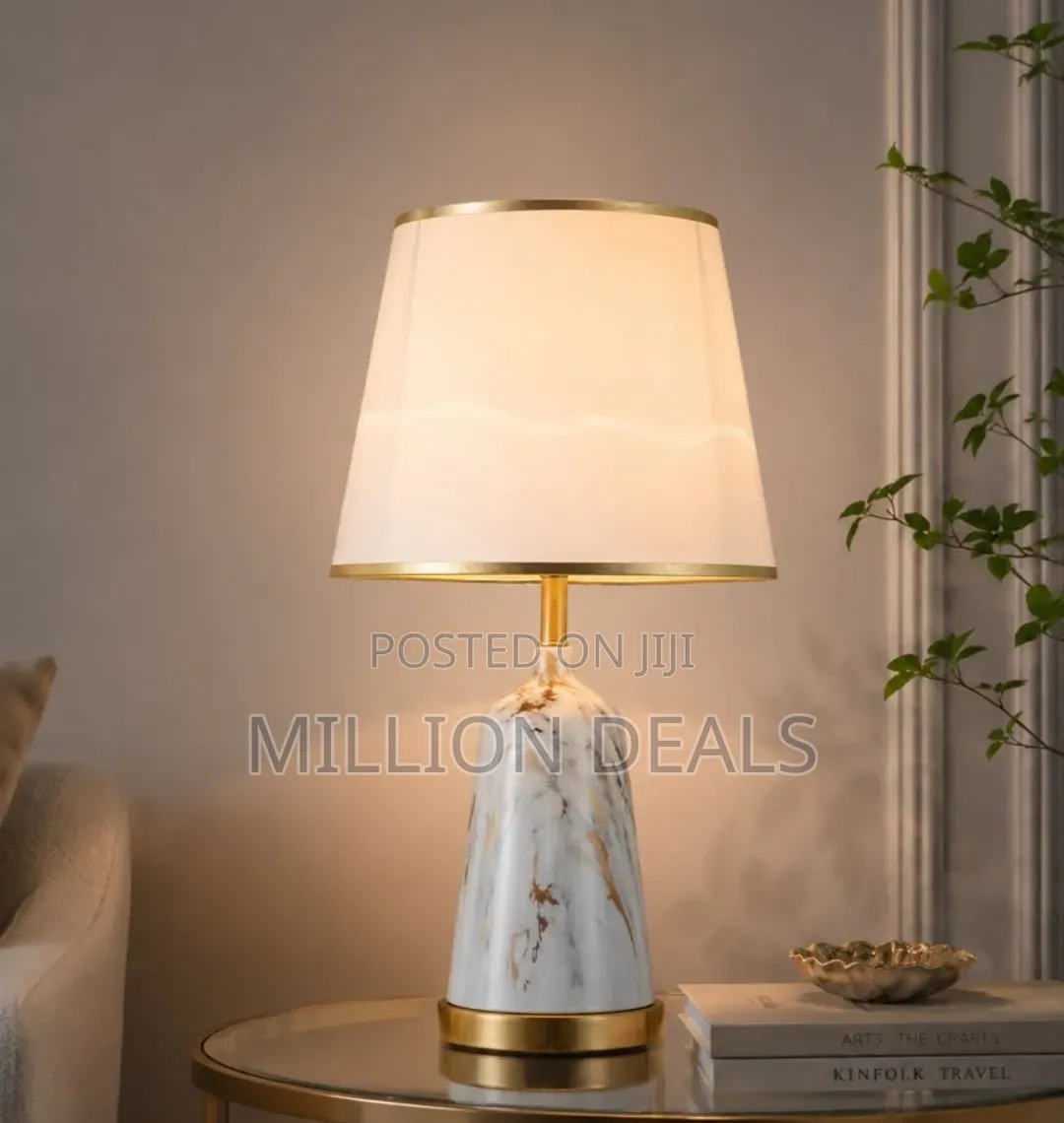 Classic Trendy Home Office Table Lamp