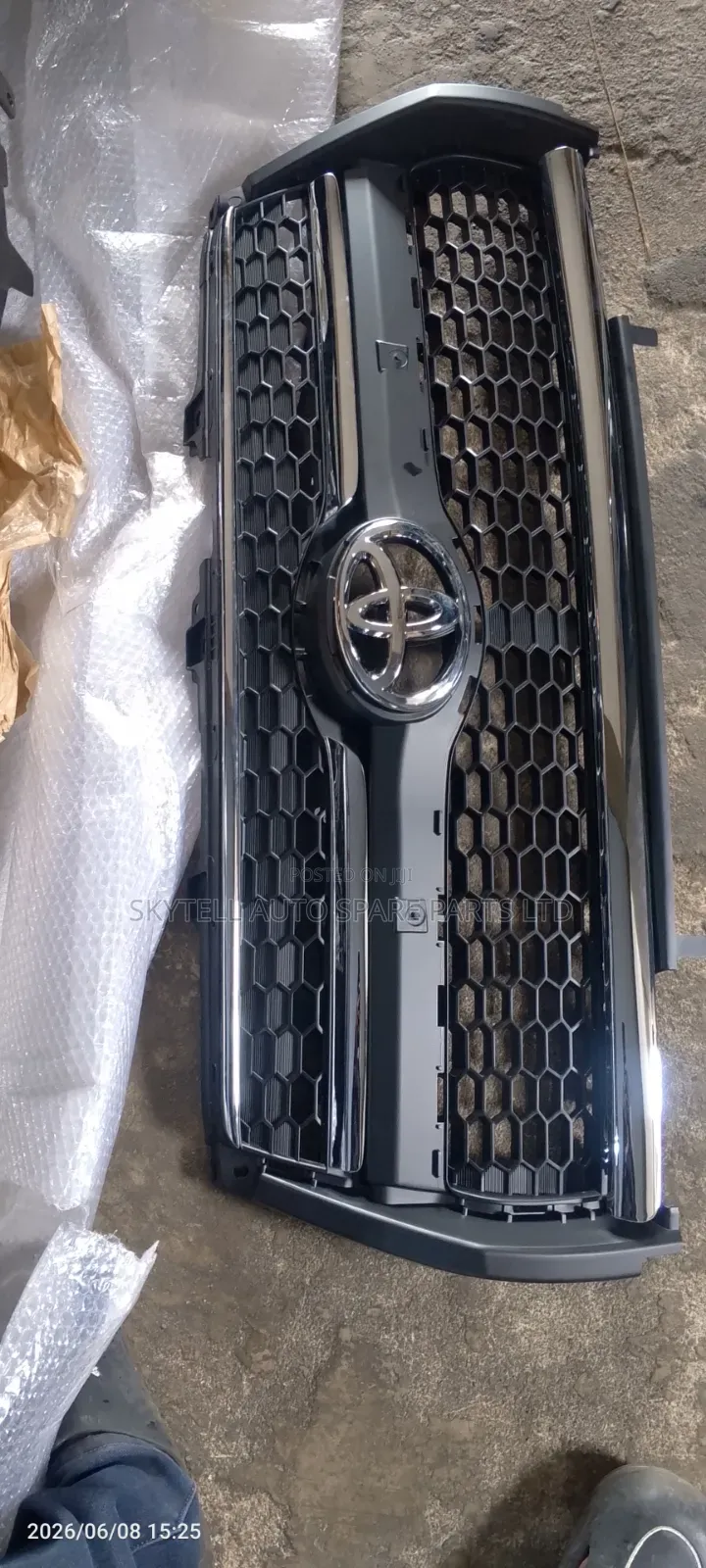 Front Grille for Toyota Rav4 2012