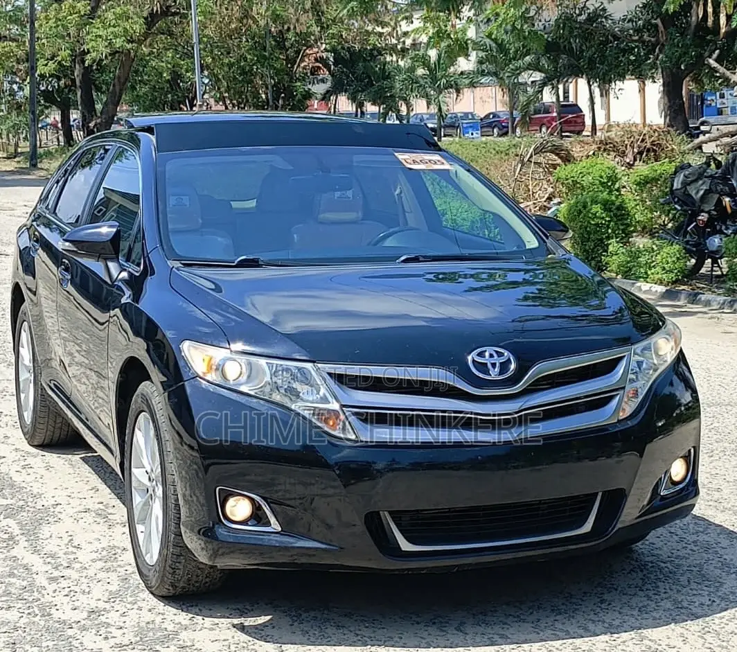 Toyota Venza XLE 4dr Wagon (3.5L 6cyl 6A) 2014 Black