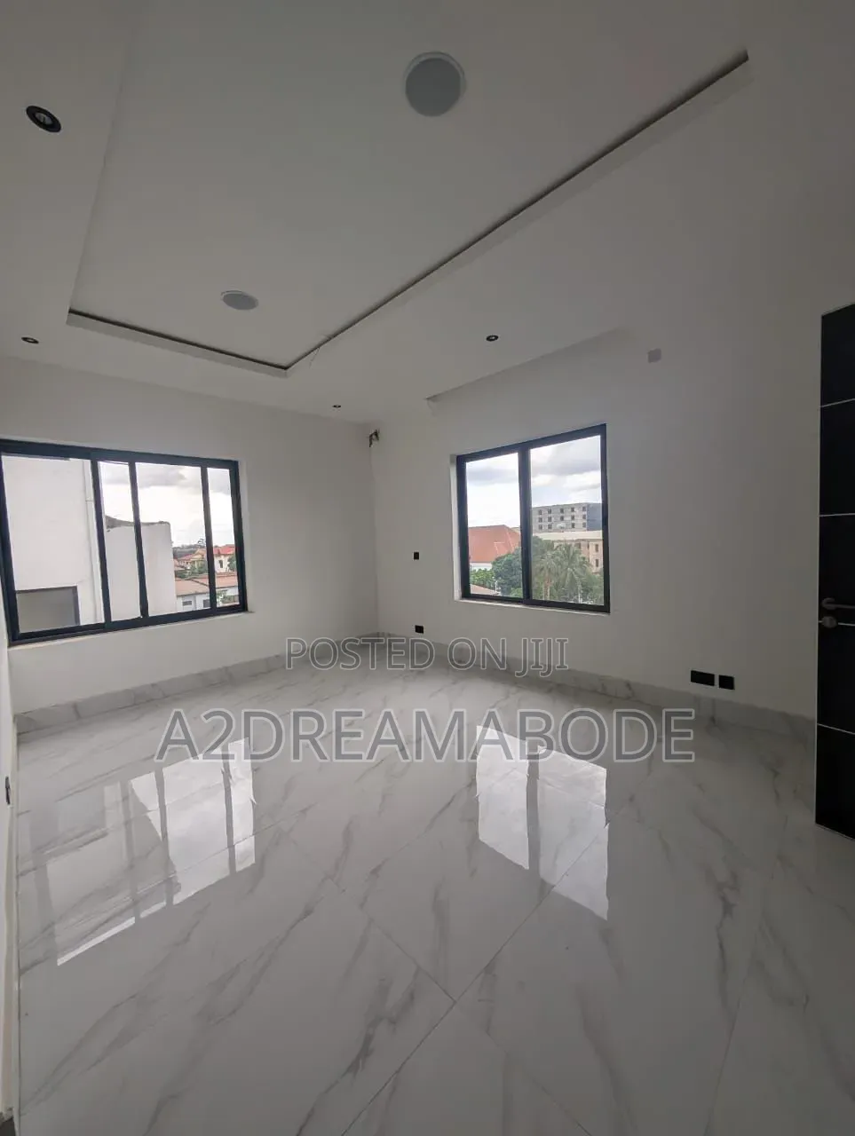3bdrm Duplex in Ikeja Gra for rent