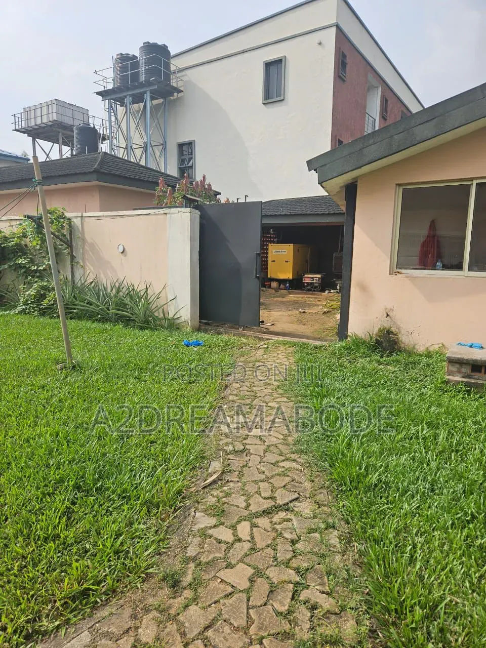 3bdrm Bungalow in Ikeja Gra for sale