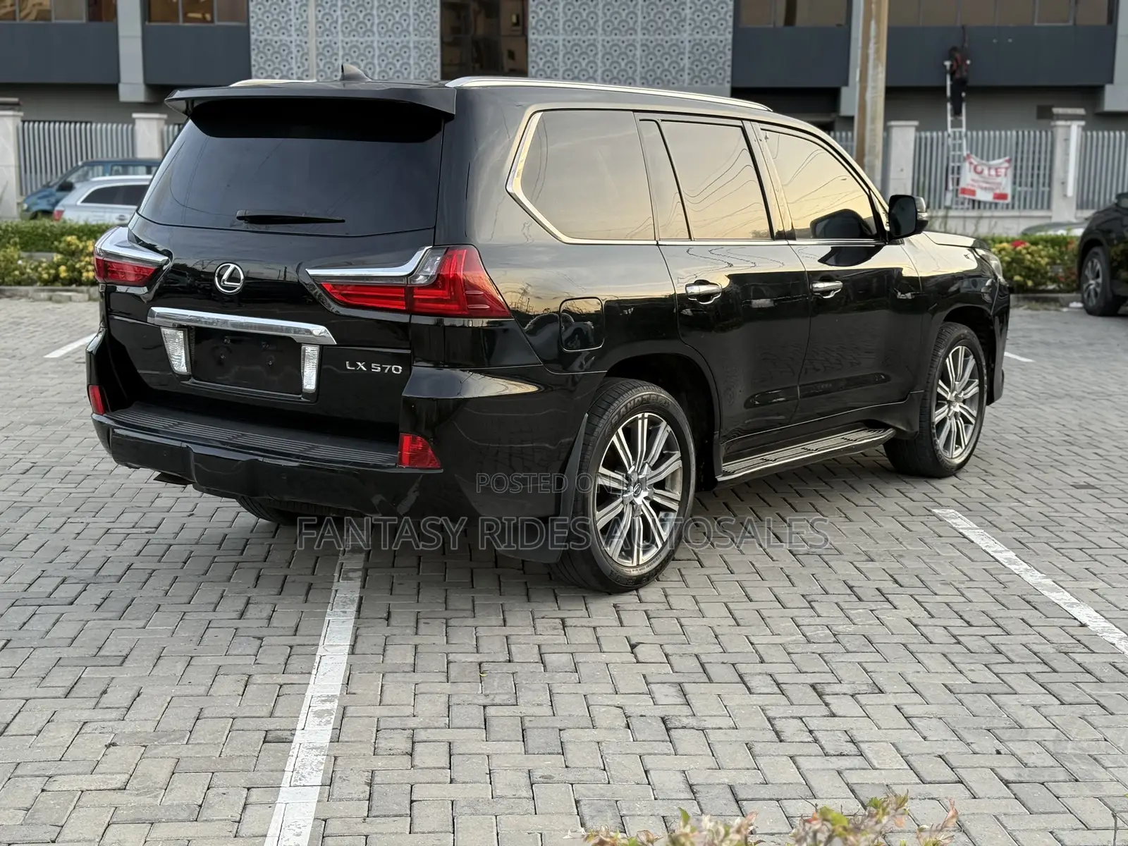 Lexus LX 570 AWD 2016 Black