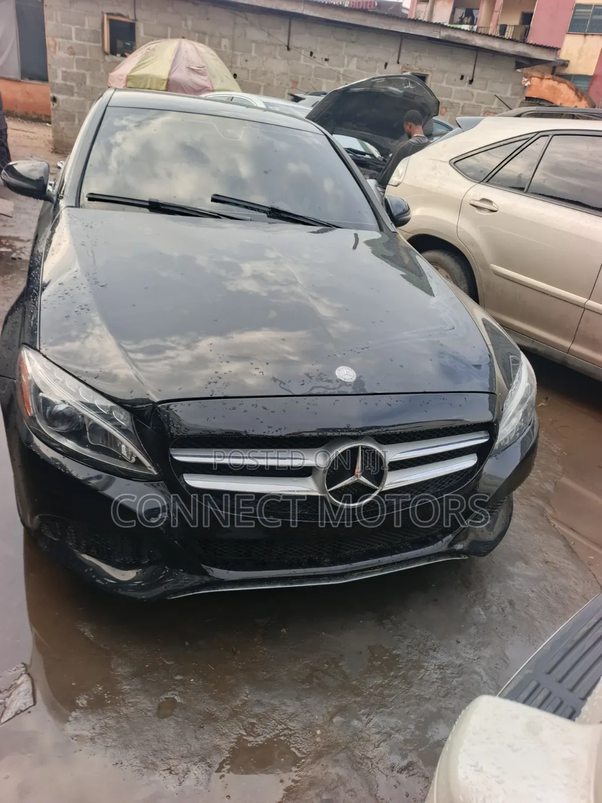 Mercedes-Benz C300 2016 Black