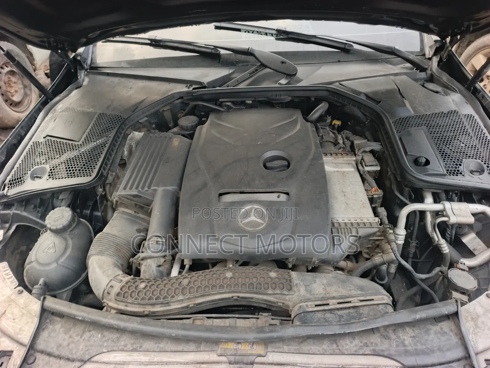 Mercedes-Benz C300 2016 Black