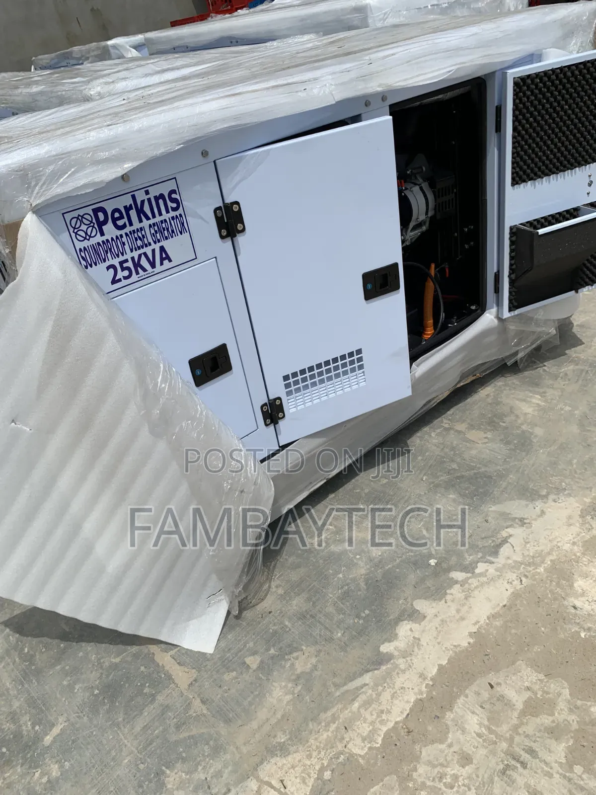 Industrial Grade Perkins 25kva Silent Generator