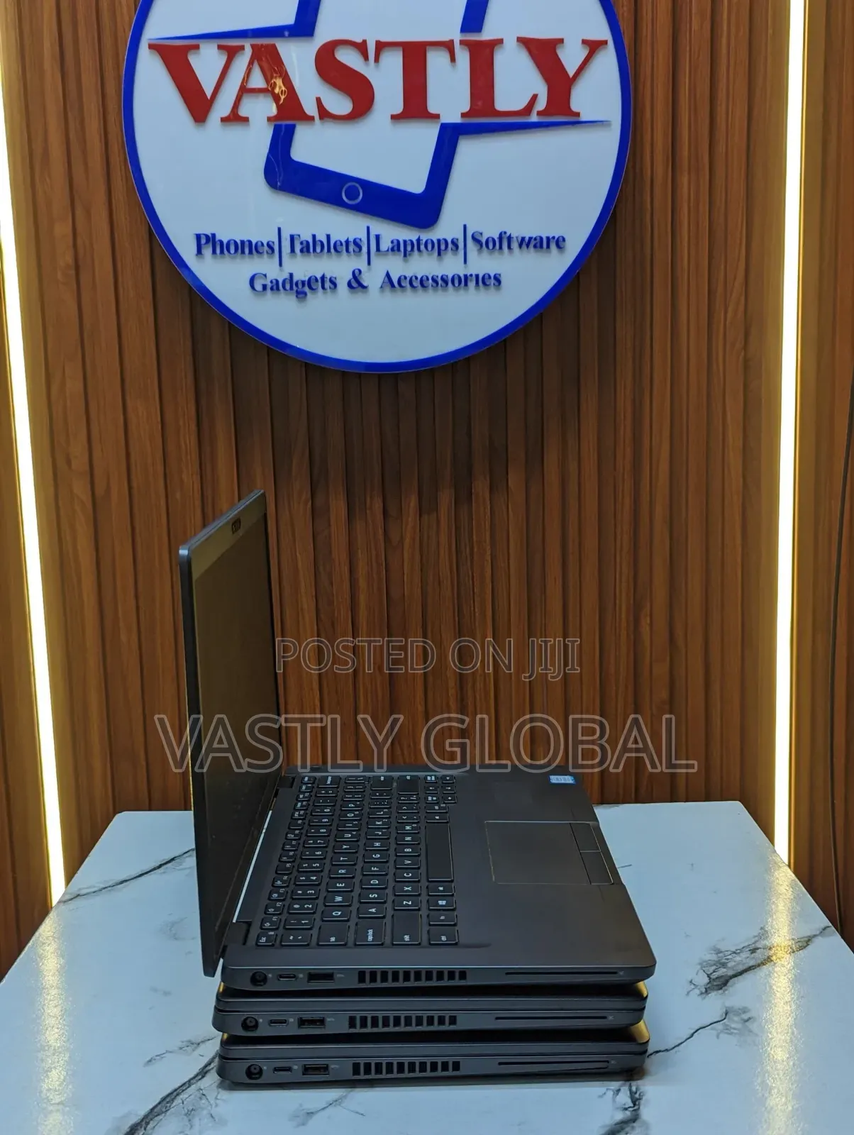 Laptop Dell Latitude 5400 8GB Intel Core i5 SSD 256GB