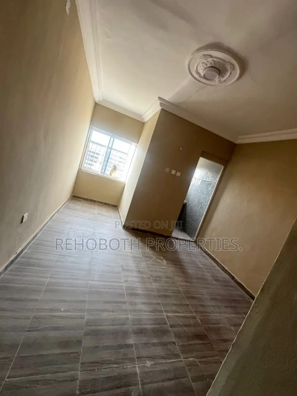 2bdrm Apartment in 14Th Avenue, Oluyole for rent