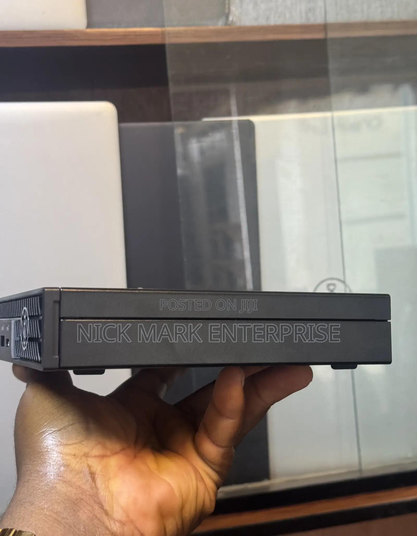 Desktop Computer Dell Optiplex 7020 16GB Intel Core i5 SSD 256GB