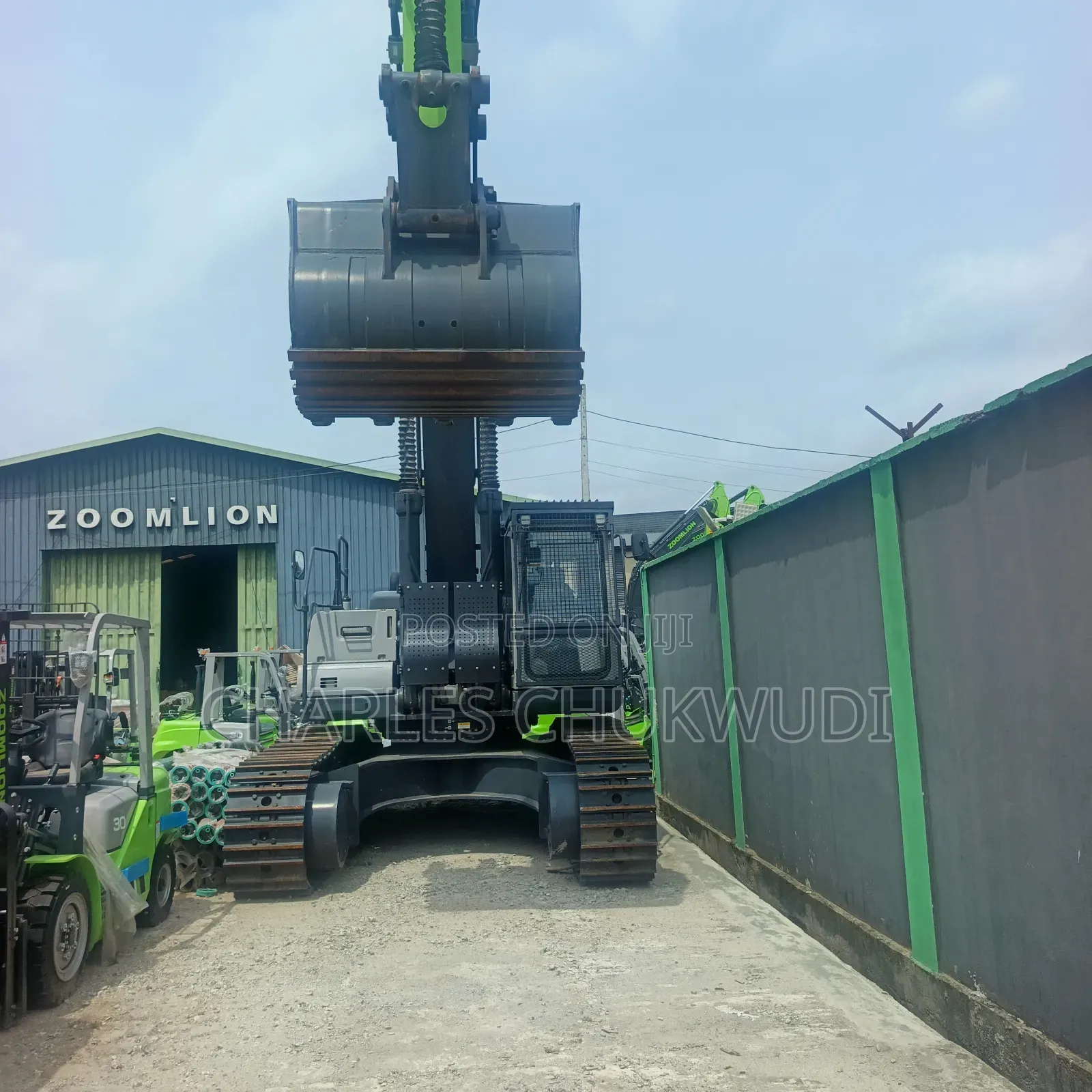 Zoom Lion Excavator Ze215g Brand New