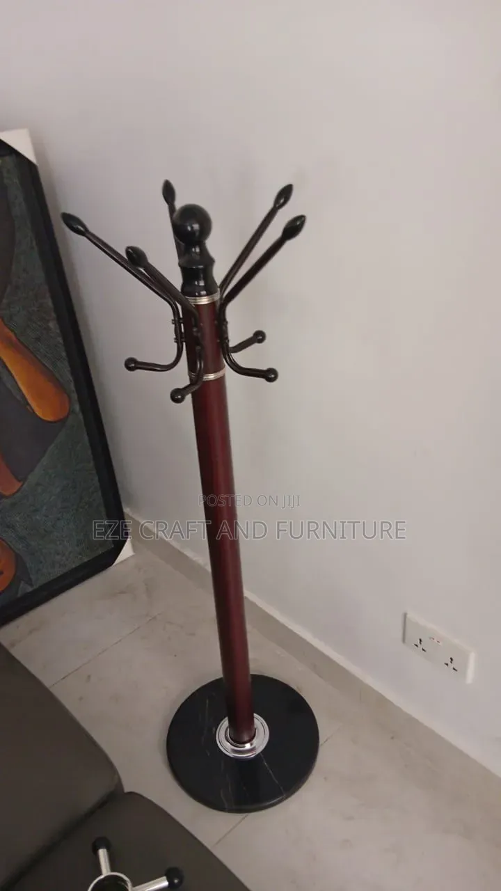 Height Adjustable Hat Stand