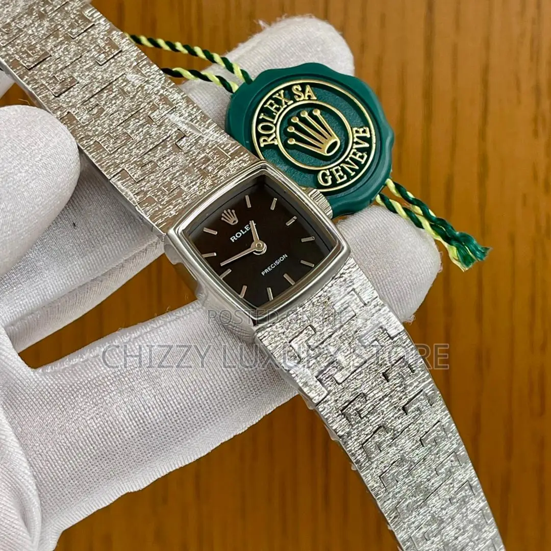 Rolex Quality Luxury Ladies Chain Strap Wristwatch