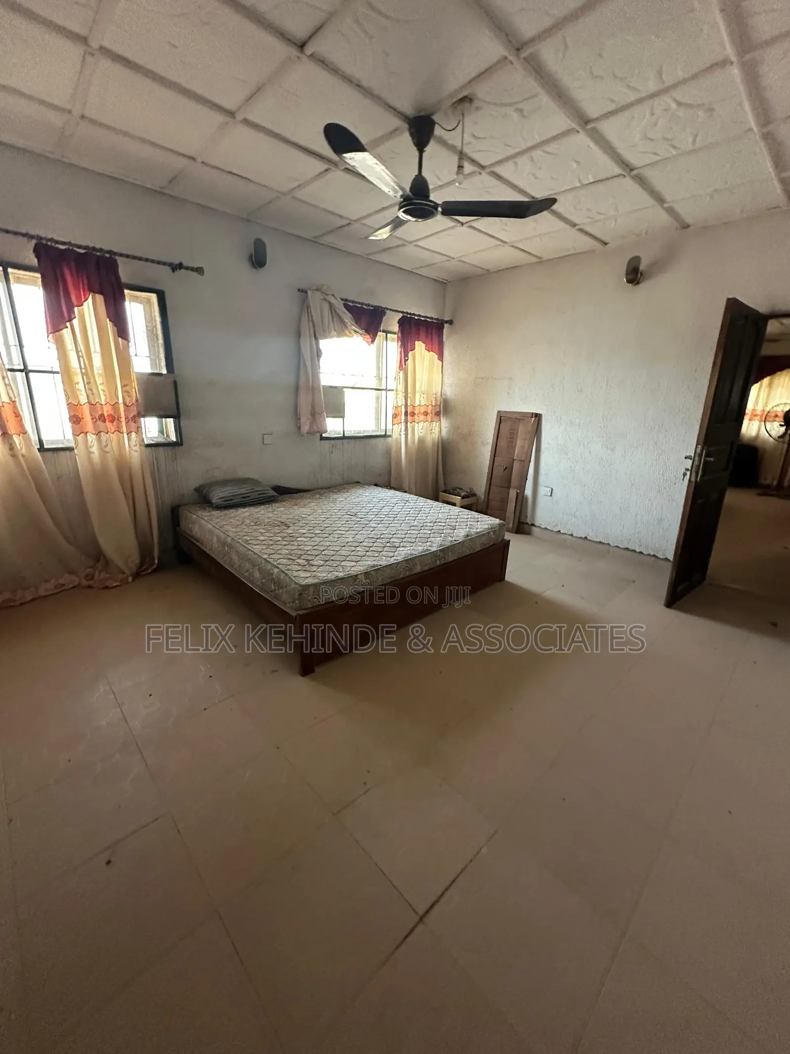 9bdrm Block of Flats in Providence Estate, Eleyele for sale