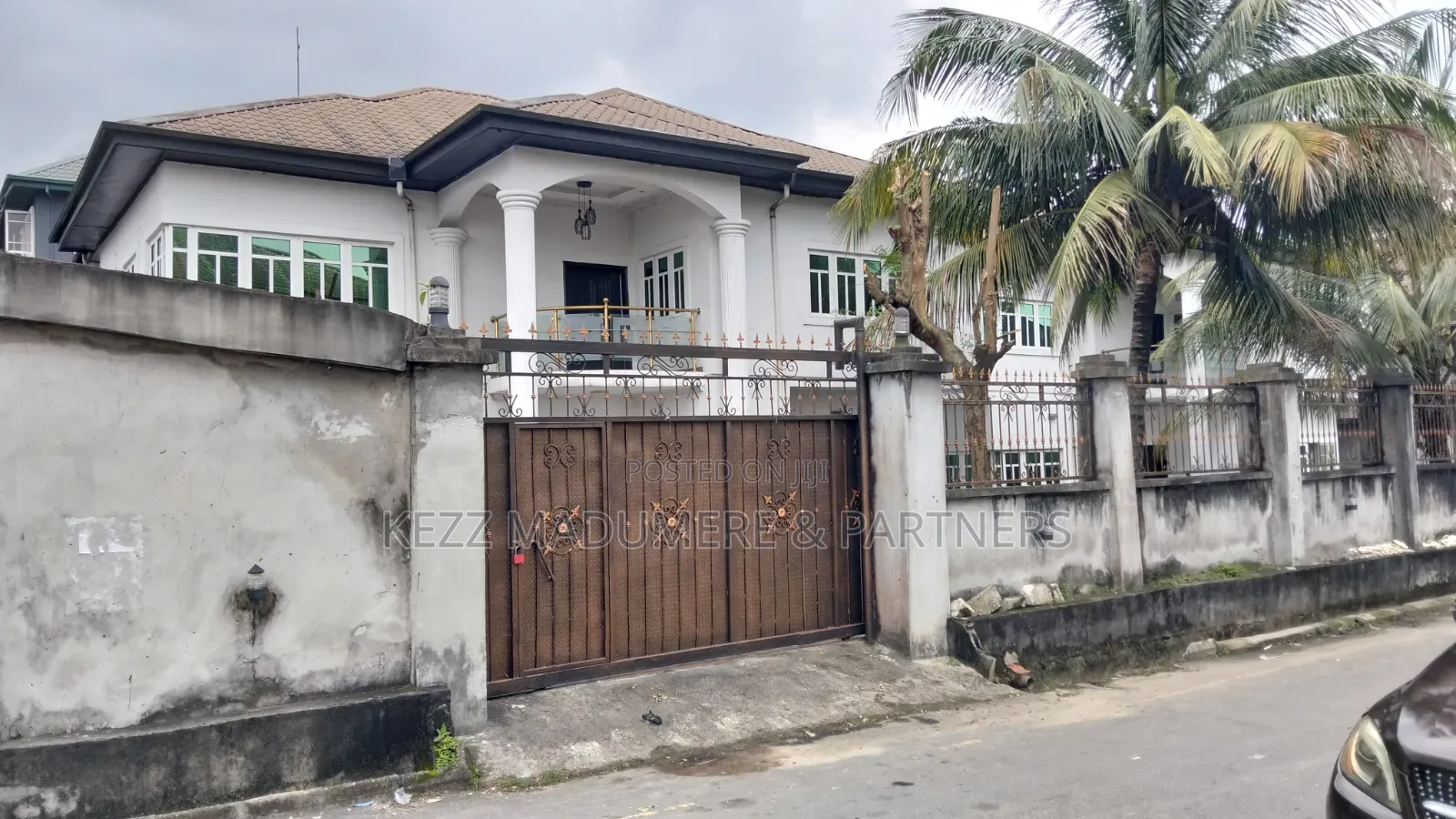 8bdrm Duplex in Stadium Road ,  Port, Elekahia for sale