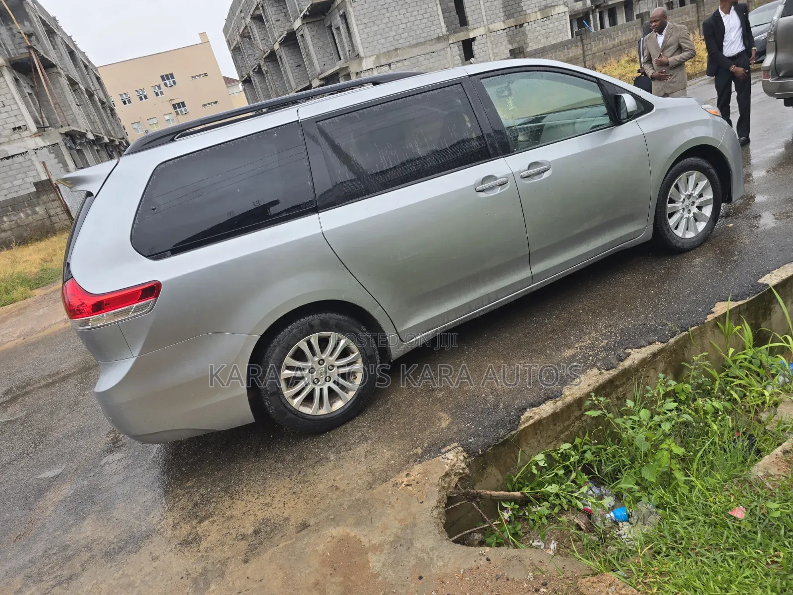 Toyota Sienna 2014 Silver
