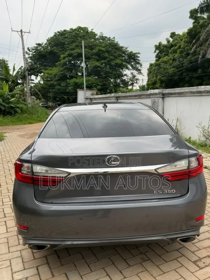 Lexus ES 350 FWD 2016 Gray