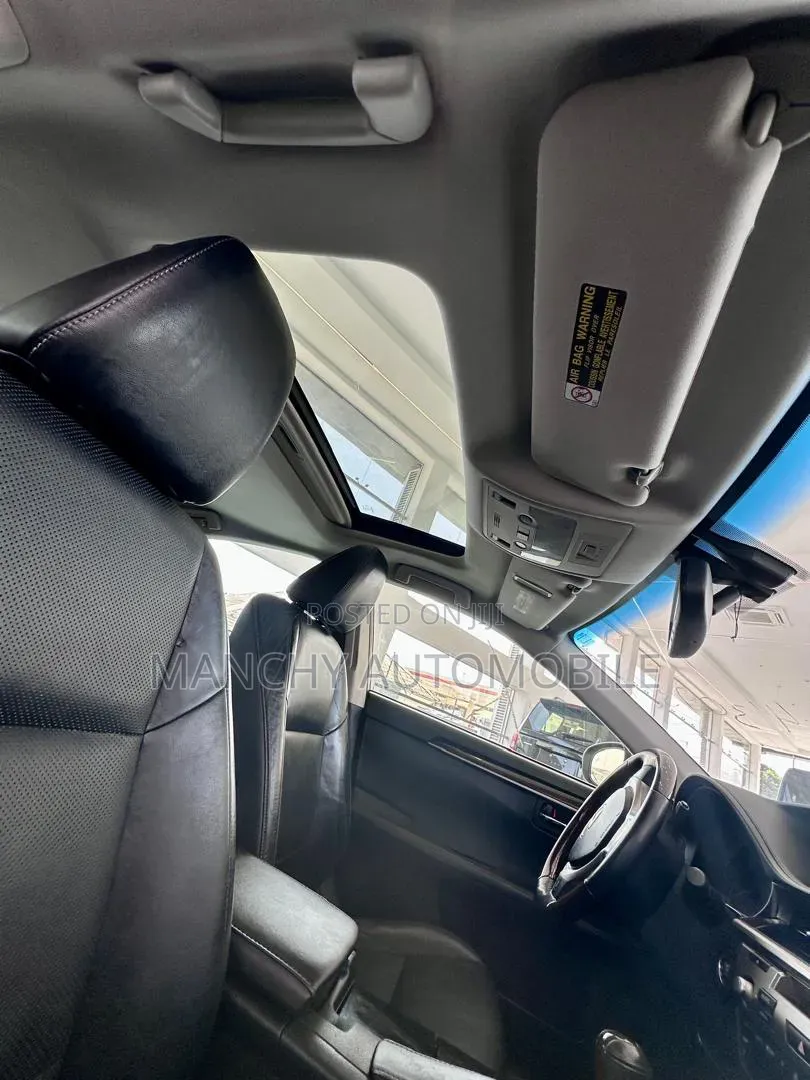 Lexus ES 350 2012 Gold