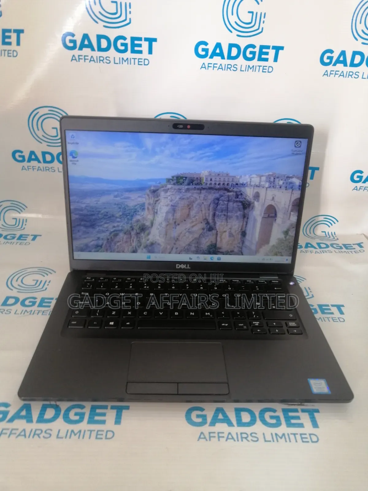 Laptop Dell Latitude 5400 8GB Intel Core i7 SSD 256GB