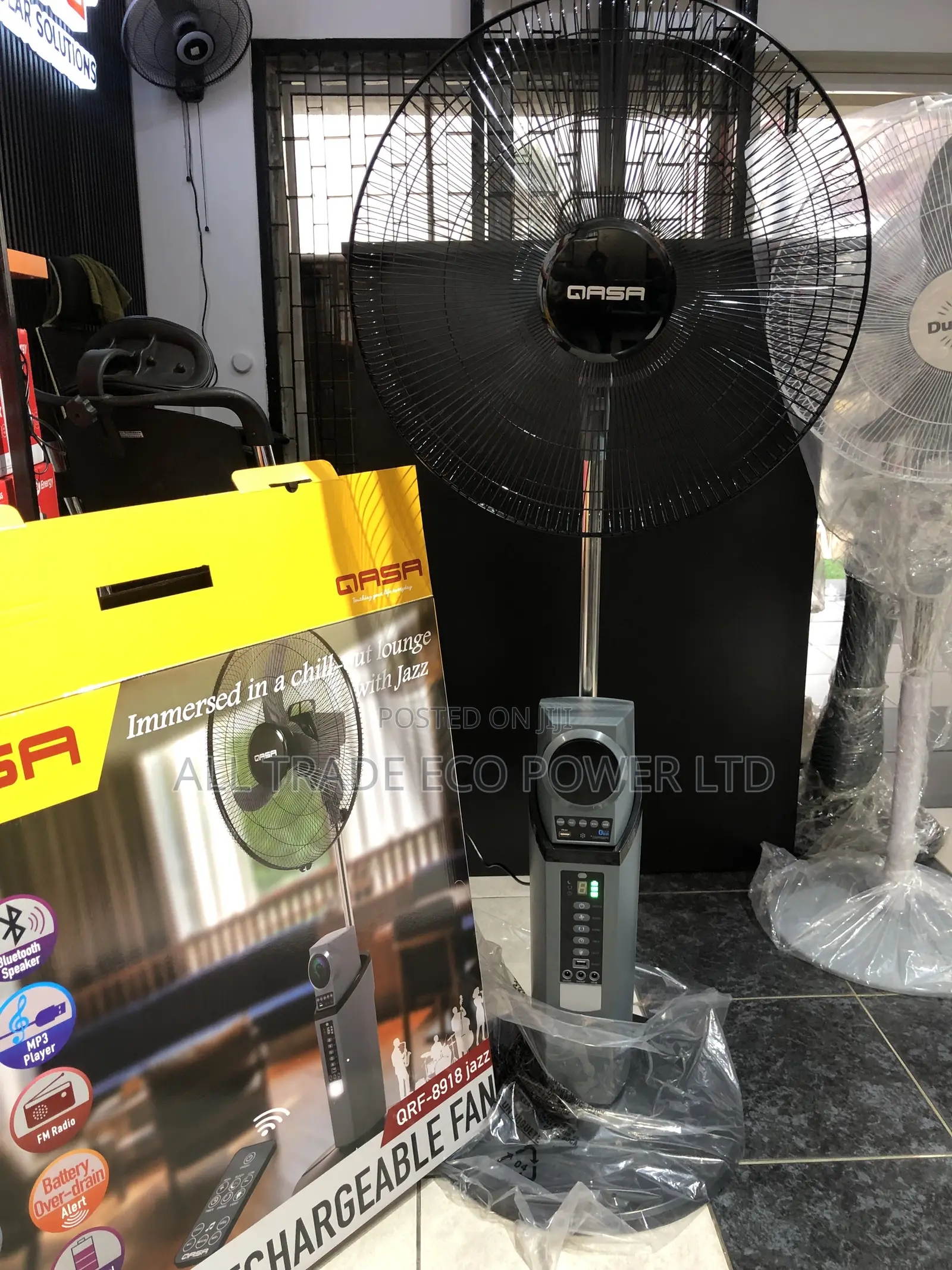 Qasa 18inch +Bluetooth Speaker + Remote Control