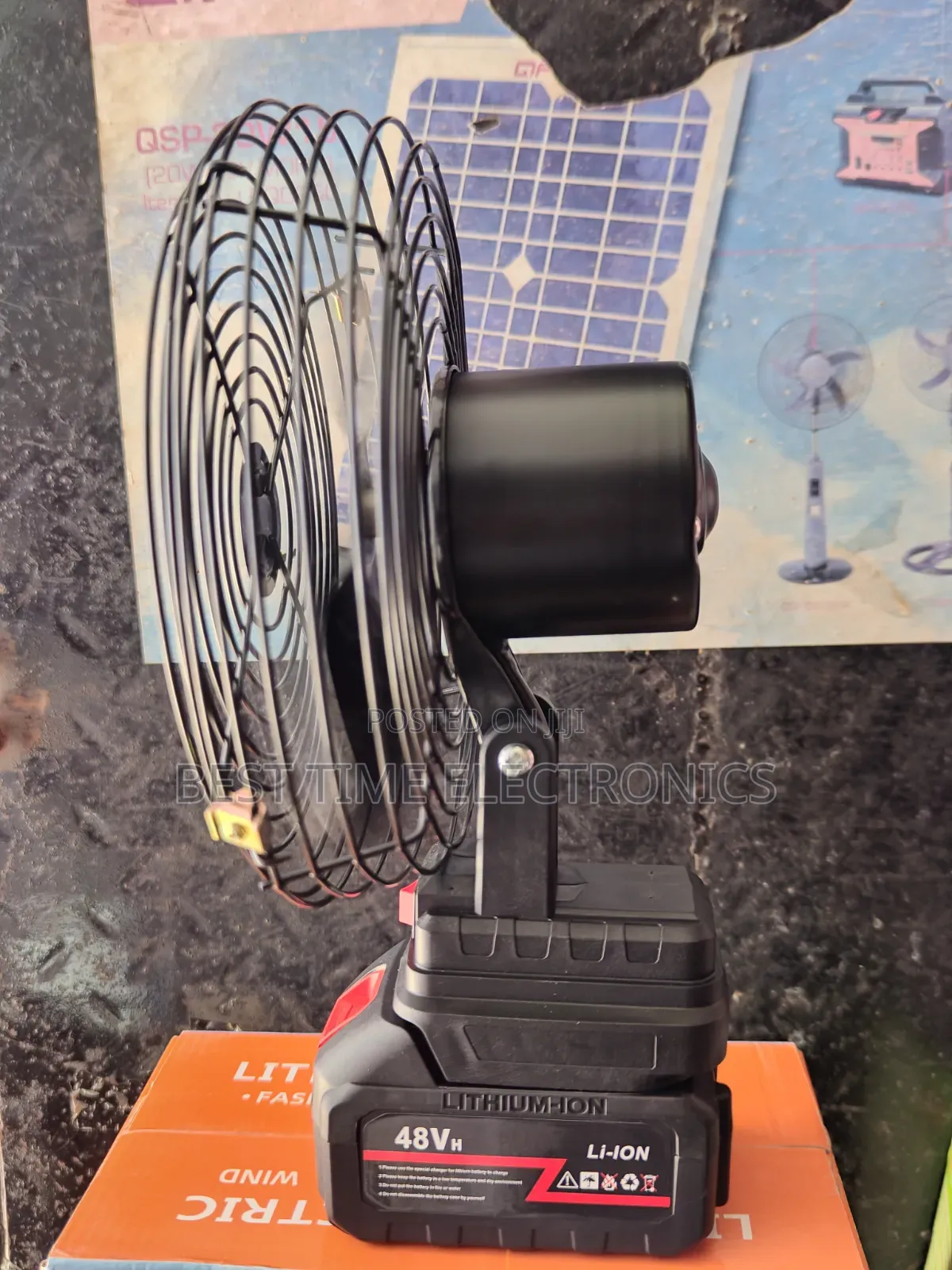 8" Fast Breeze Lithium Rechargeable Desk Fan