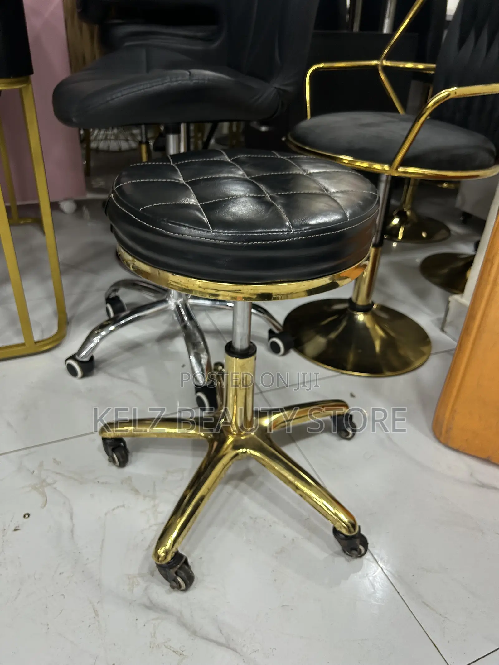 Pedicure Stool With Gold