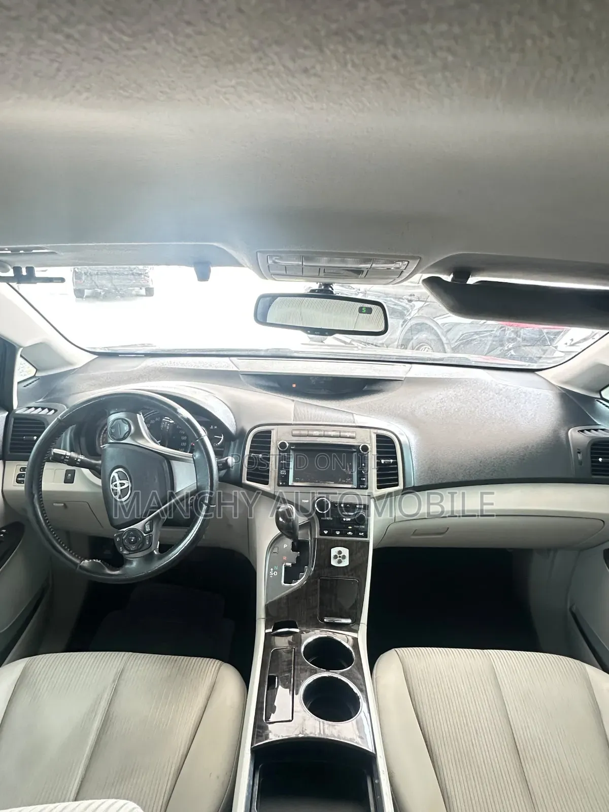 Toyota Venza LE 2012 Gray