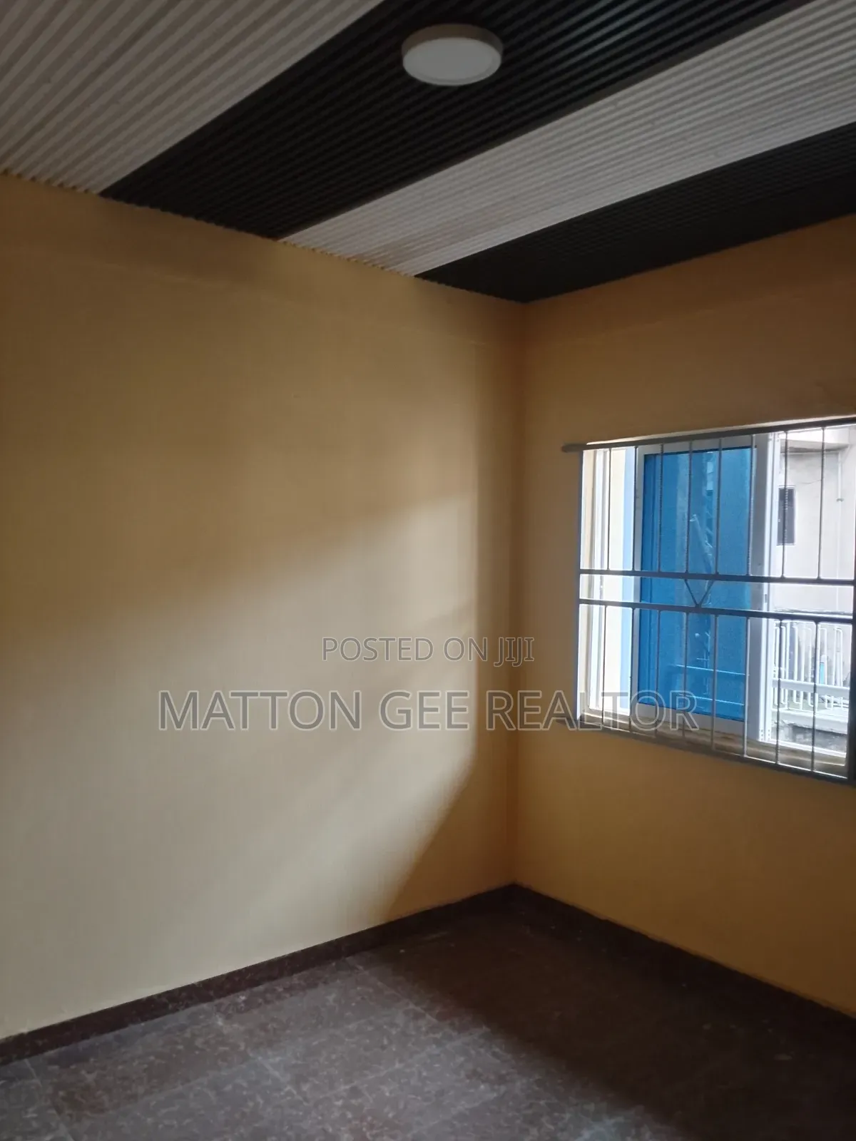 2 Rooms Office Space