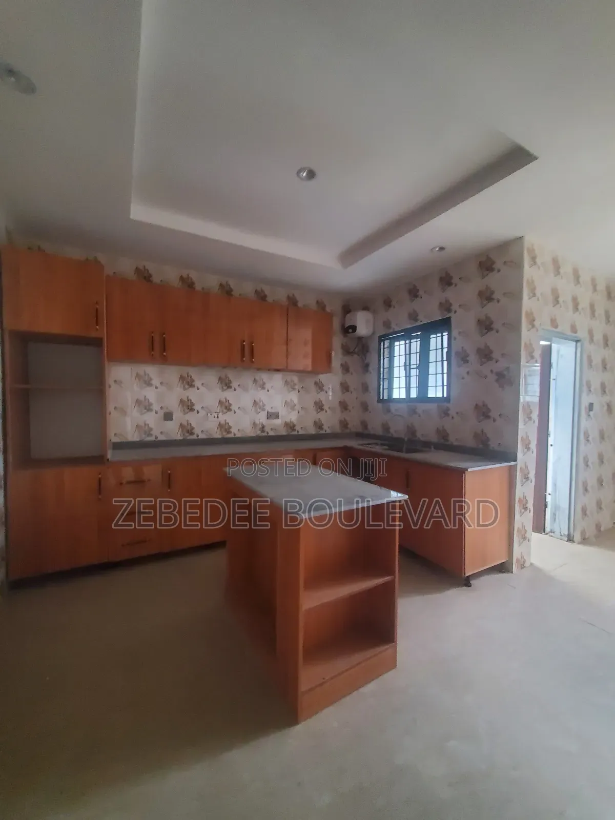 3bdrm Block of Flats in Durumi for rent
