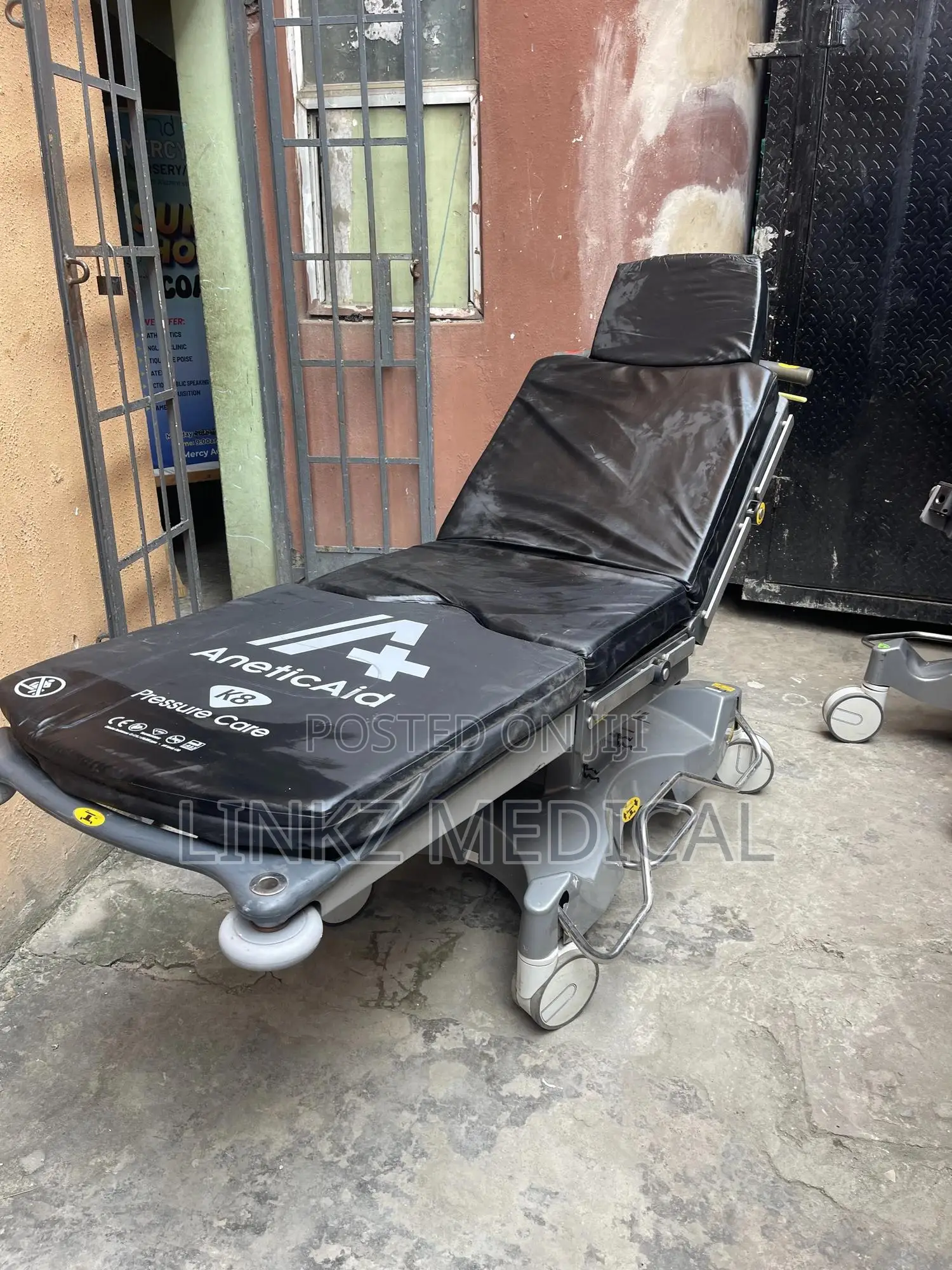Surgical/Theartre Table