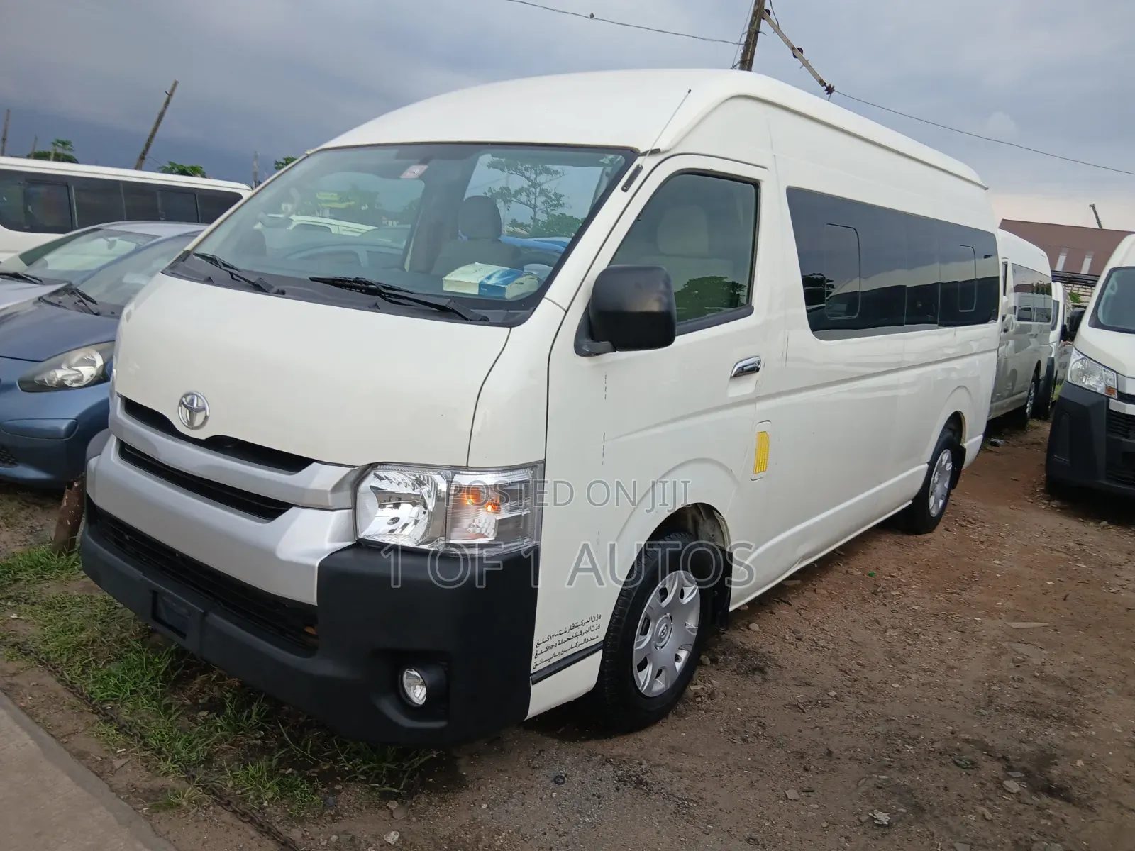 Toyota HiAce 2018 White