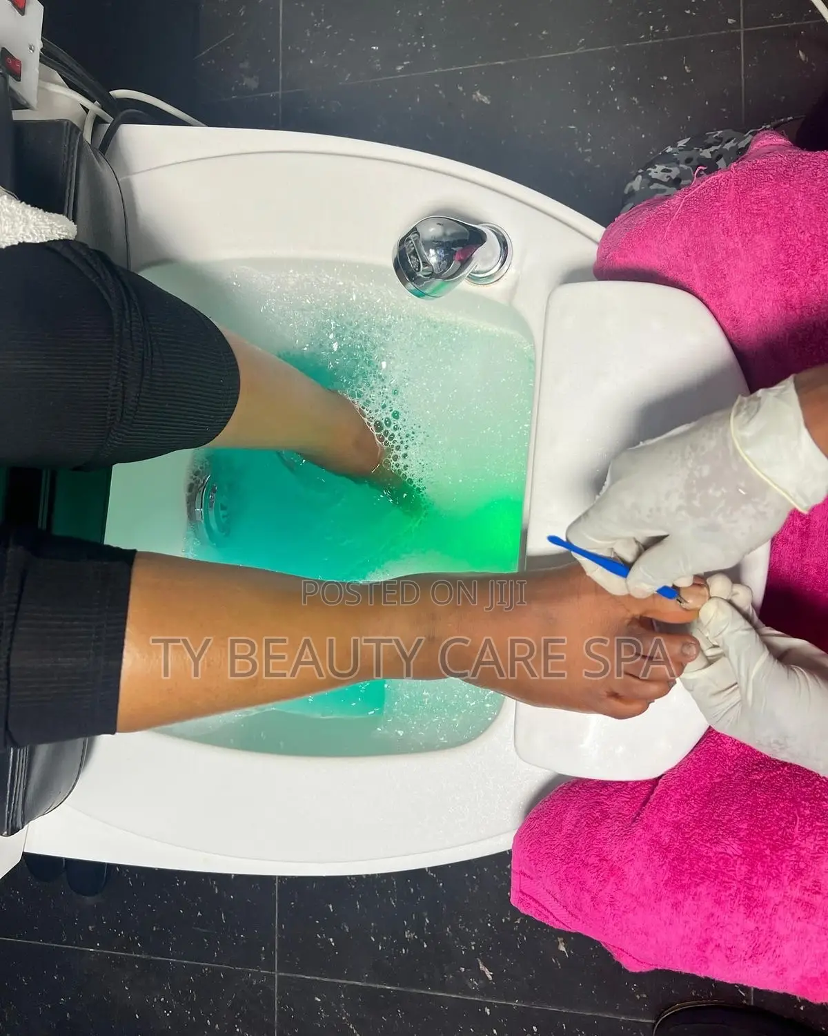 Pedicure Service